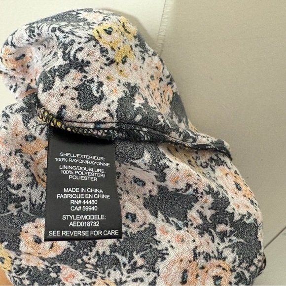 AFRM Hazel Women's Floral Smocked Gold Bouquet V Neck Midi Romantic Dress Size M - Picture 11 of 14